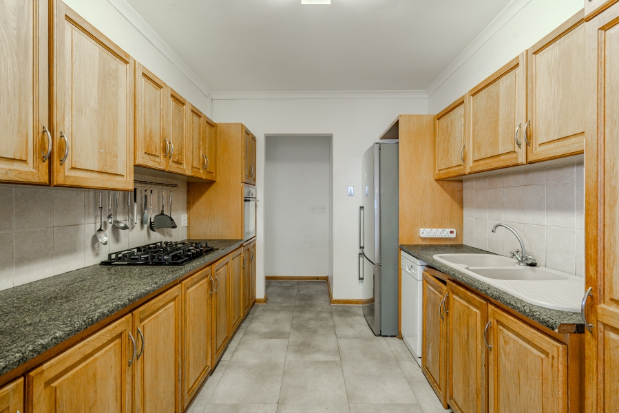 5 Bedroom Property for Sale in Camps Bay Western Cape